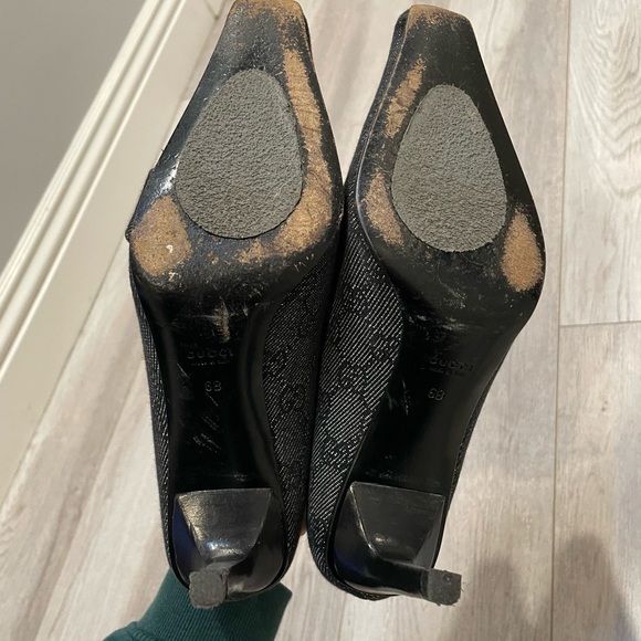 Vintage Gucci Grey Monogram Square Toe Heels - Picture 7 of 8